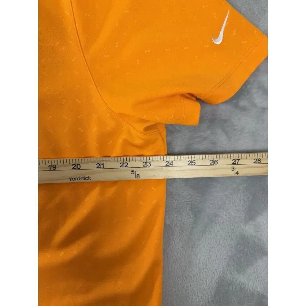 Nike Golf Shirt Mens XL Orange Embossed Standard‎ Fit Dri-Fit Polo